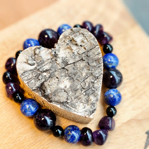 Zen-Harmony Armband: „Tiefer Ozean der Weisheit“ – Amethyst, Lapislazuli & Onyx (16cm)